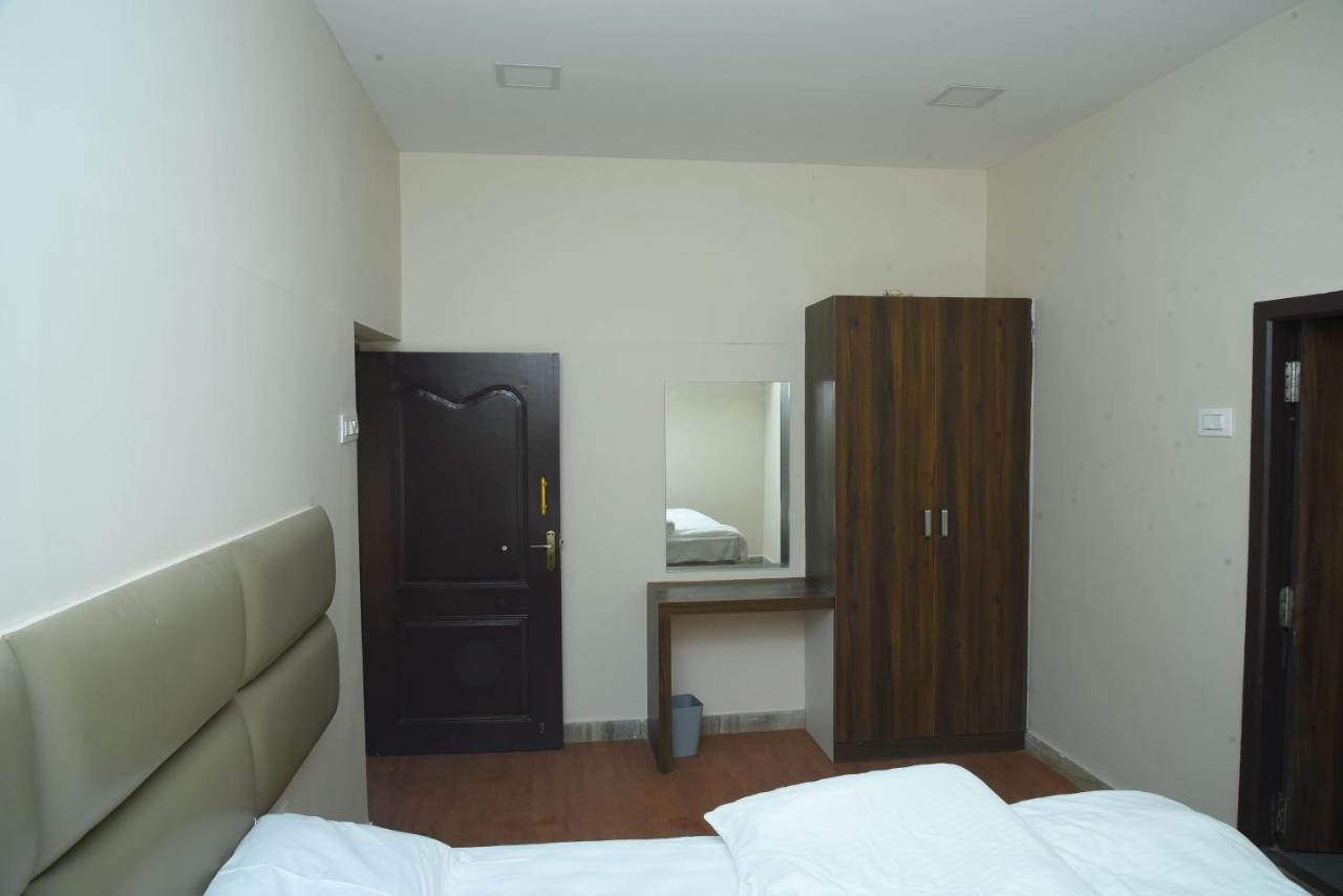 Fundera Aqua Stay Yelagiri Bagian luar foto
